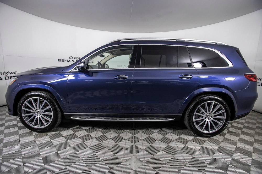 Used 2026 Mercedes-Benz GLS 580 4MATIC image 10