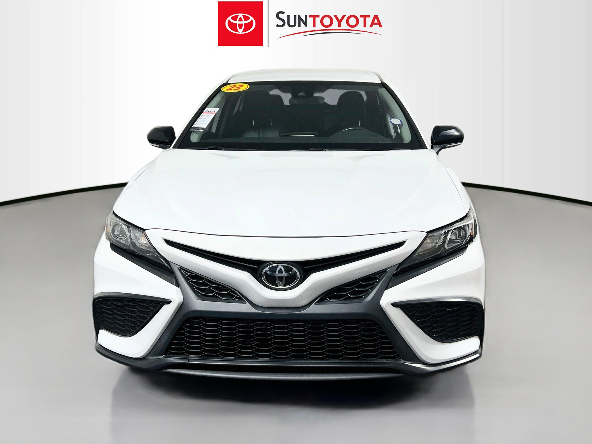 Used 2023 Toyota Camry SE FWD image 10