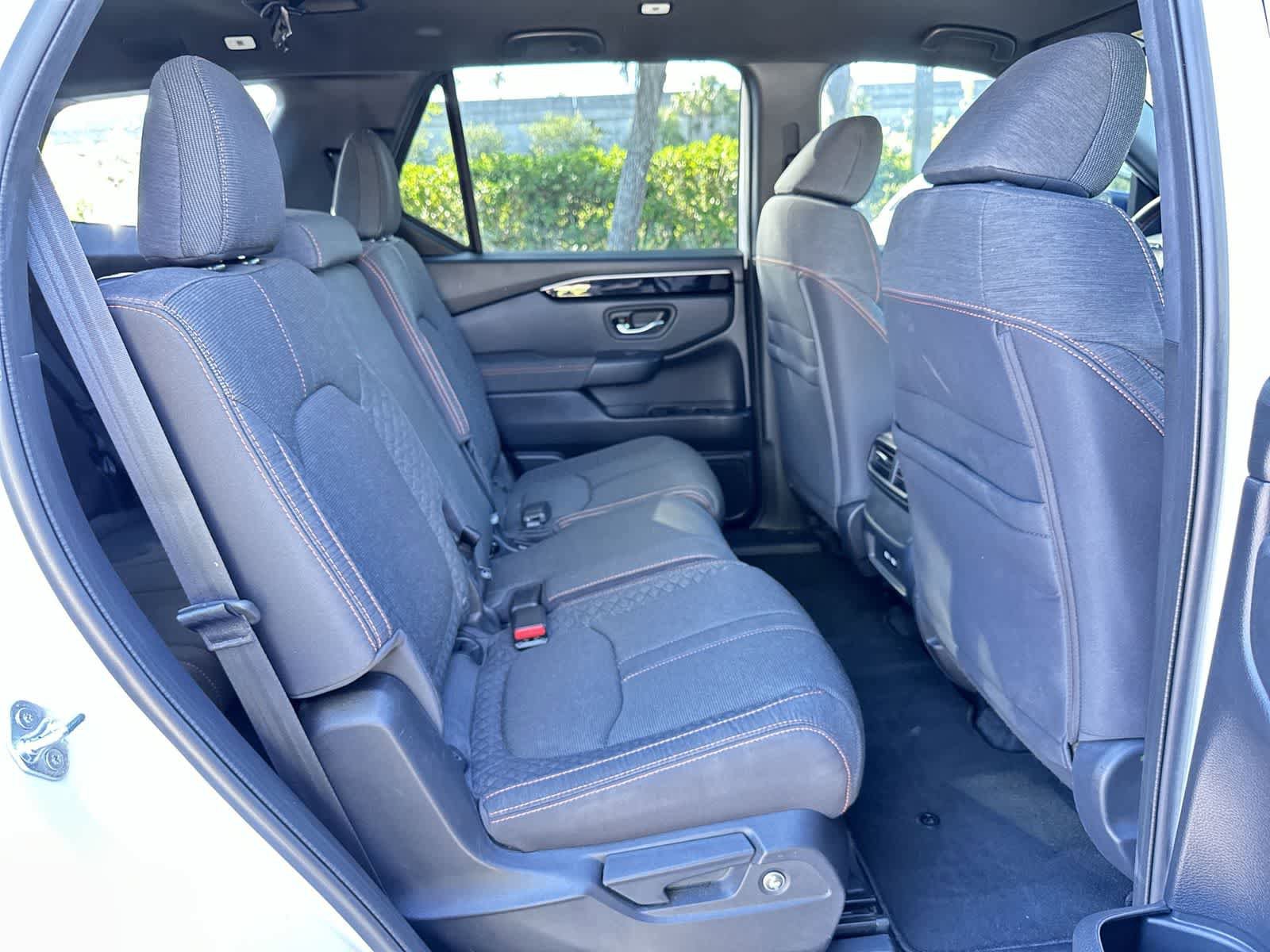 Used 2023 Honda Pilot Sport image 31