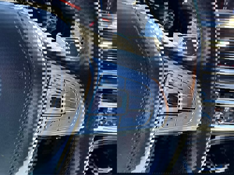 Used 2019 BMW 740i w/ M Sport Package image 44