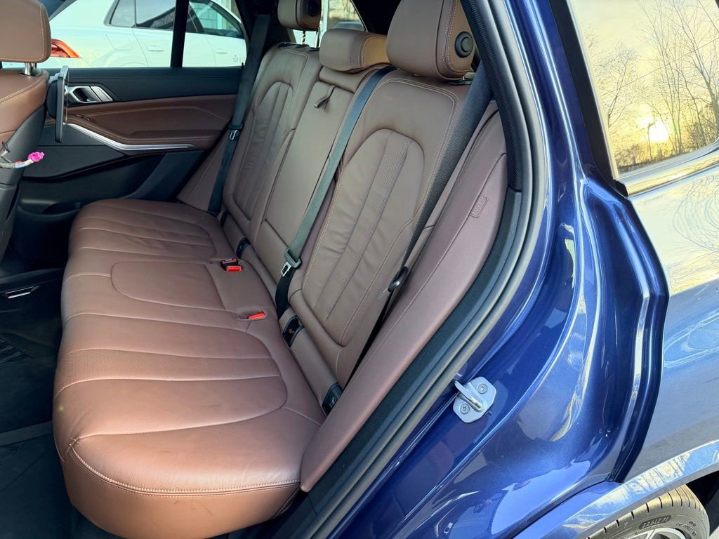 Used 2020 BMW X5 M50i image 35