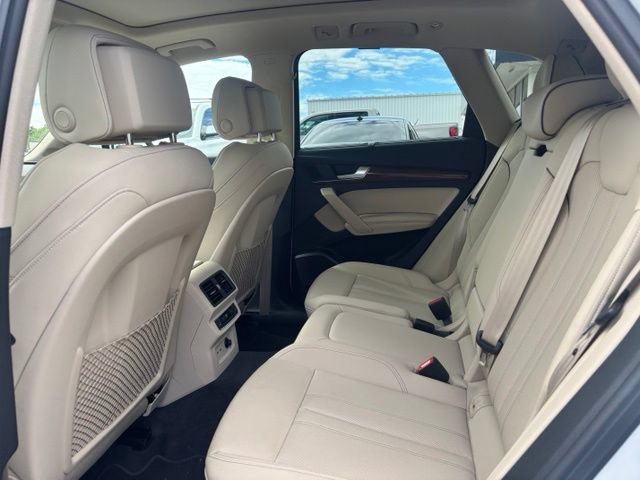 Used 2022 Audi Q5 2.0T Prestige AWD/4WD image 10