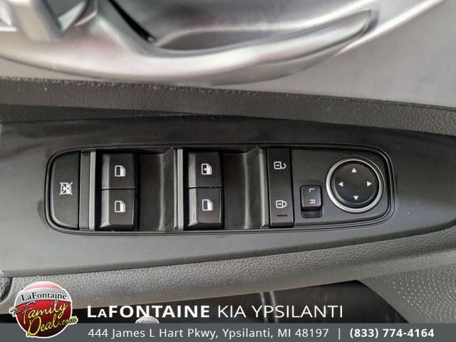 Used 2023 Kia Forte LXS FWD image 15