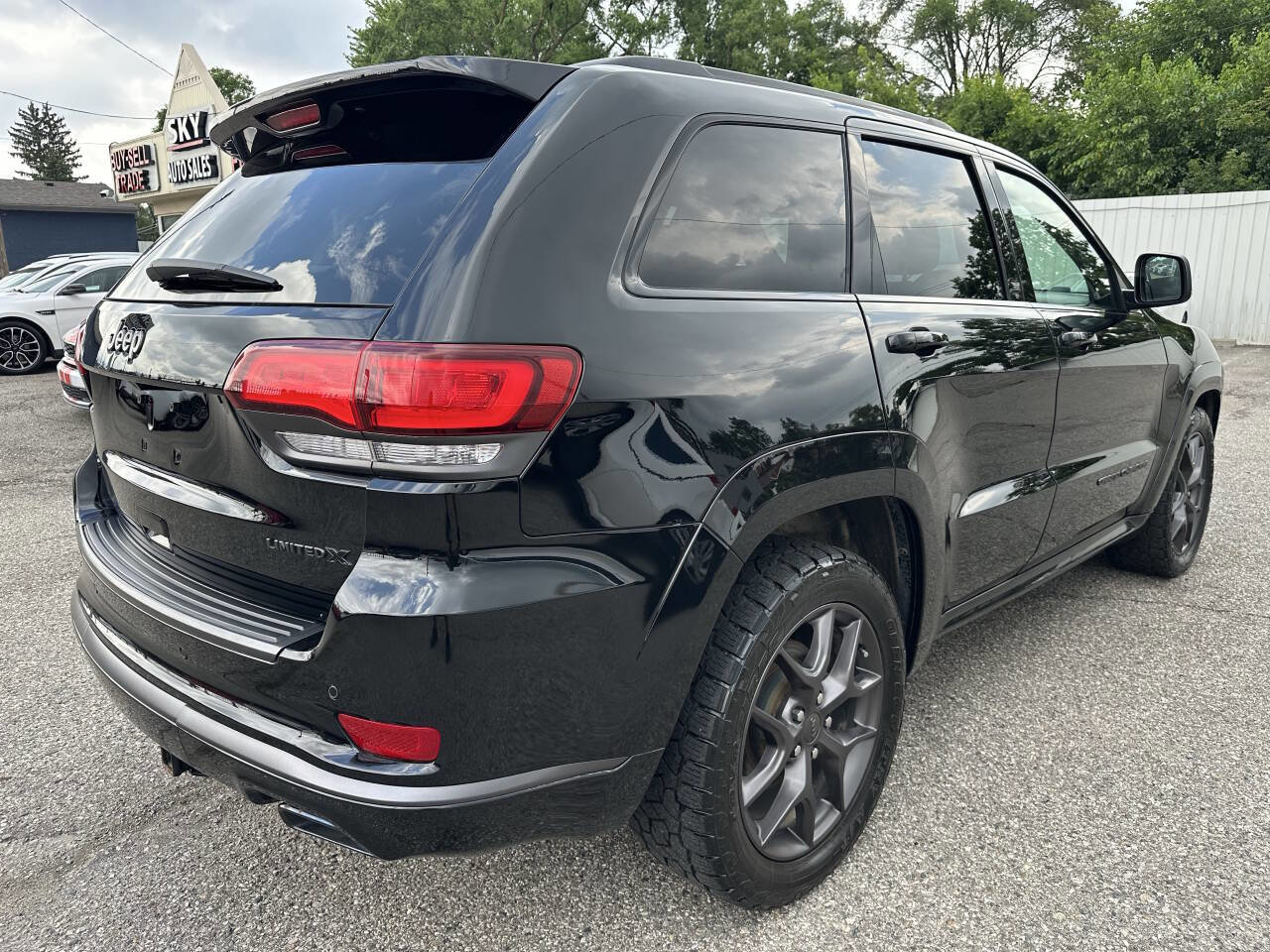 Used 2020 Jeep Grand Cherokee Limited X image 7