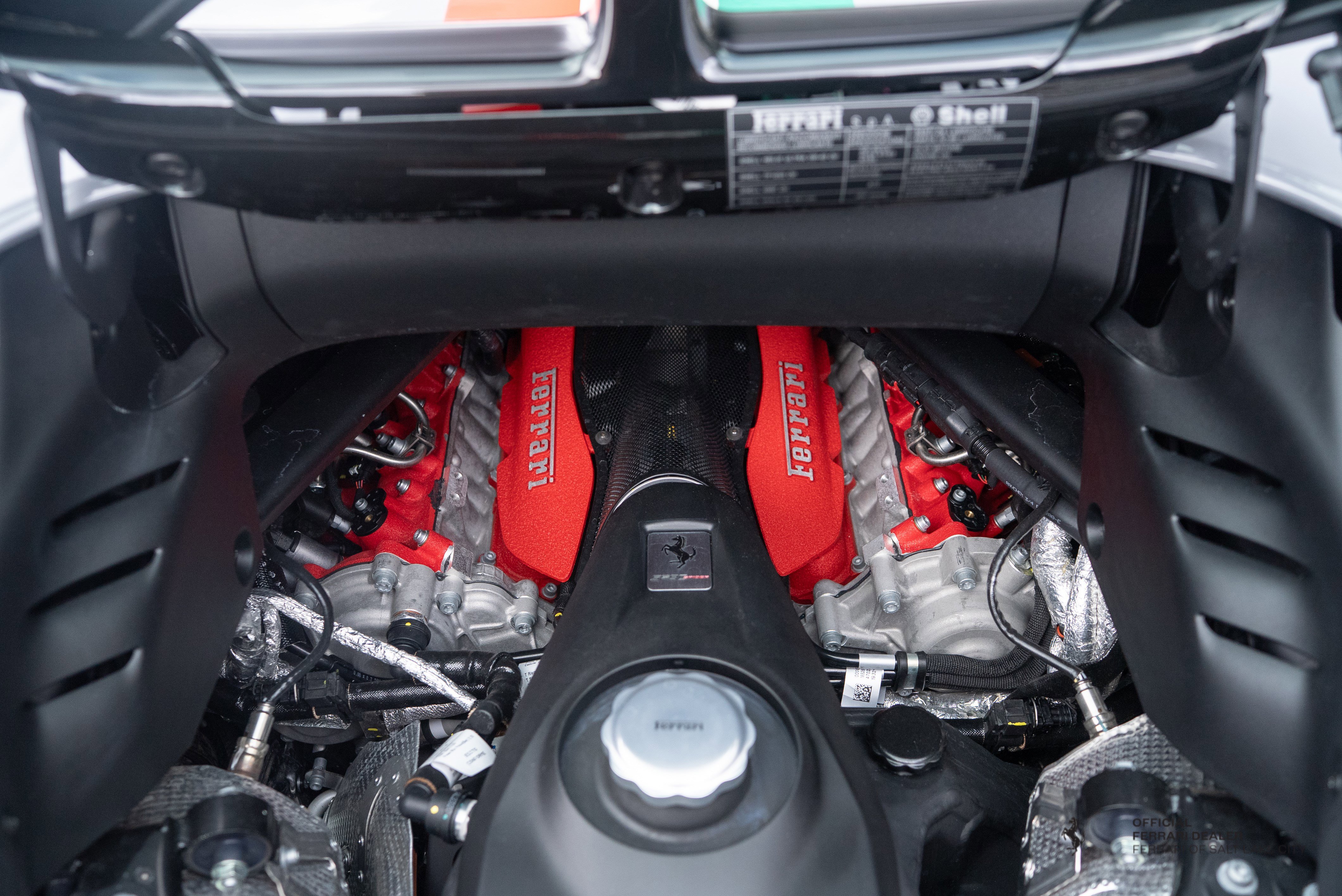 Used 2024 Ferrari SF90 Spider image 10