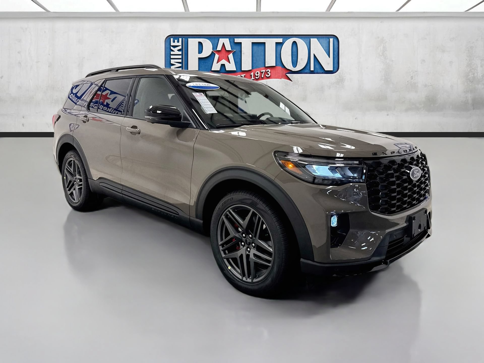 New 2026 Ford Explorer ST w/ Sun And Sound Package