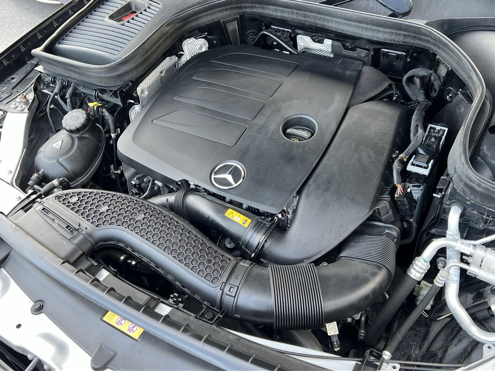 Certified 2022 Mercedes-Benz GLC 300 4MATIC image 27