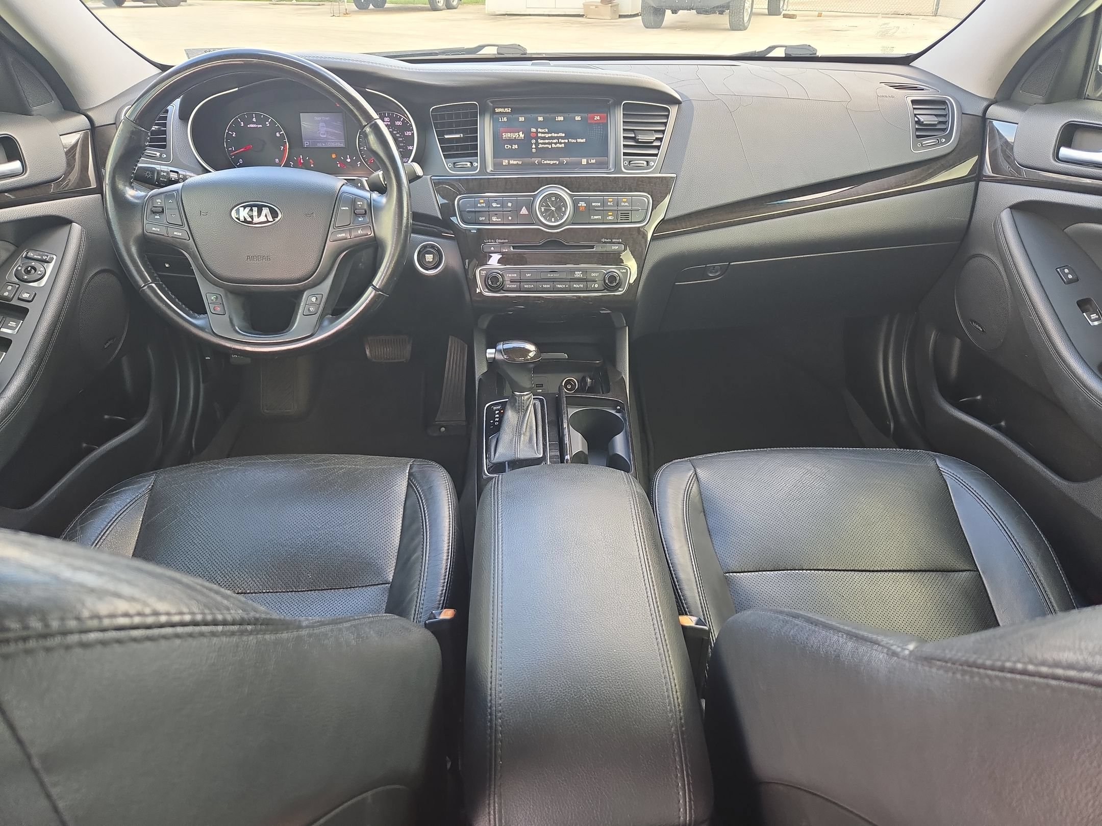 Used 2014 Kia Cadenza Premium FWD image 15