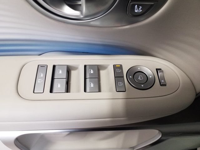 Certified 2026 Hyundai Ioniq 9 Limited AWD/4WD image 11