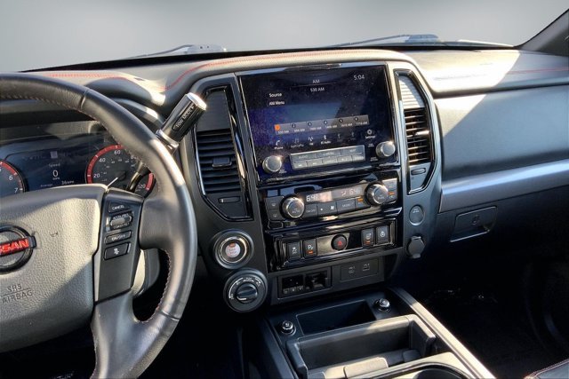 Used 2021 Nissan Titan PRO-4X w/ Pro-4x Convenience Package AWD/4WD image 5