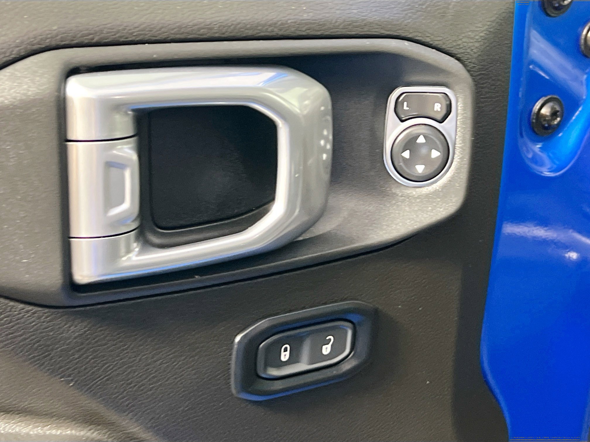 Used 2024 Jeep Gladiator Sport image 16