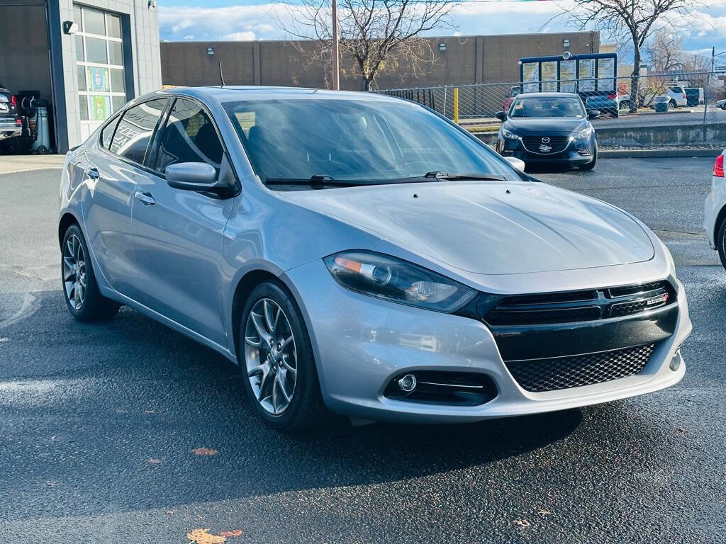 Used 2015 Dodge Dart SXT image 1