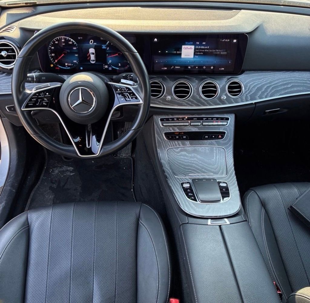 Used 2021 Mercedes-Benz E 350 4MATIC Sedan image 8