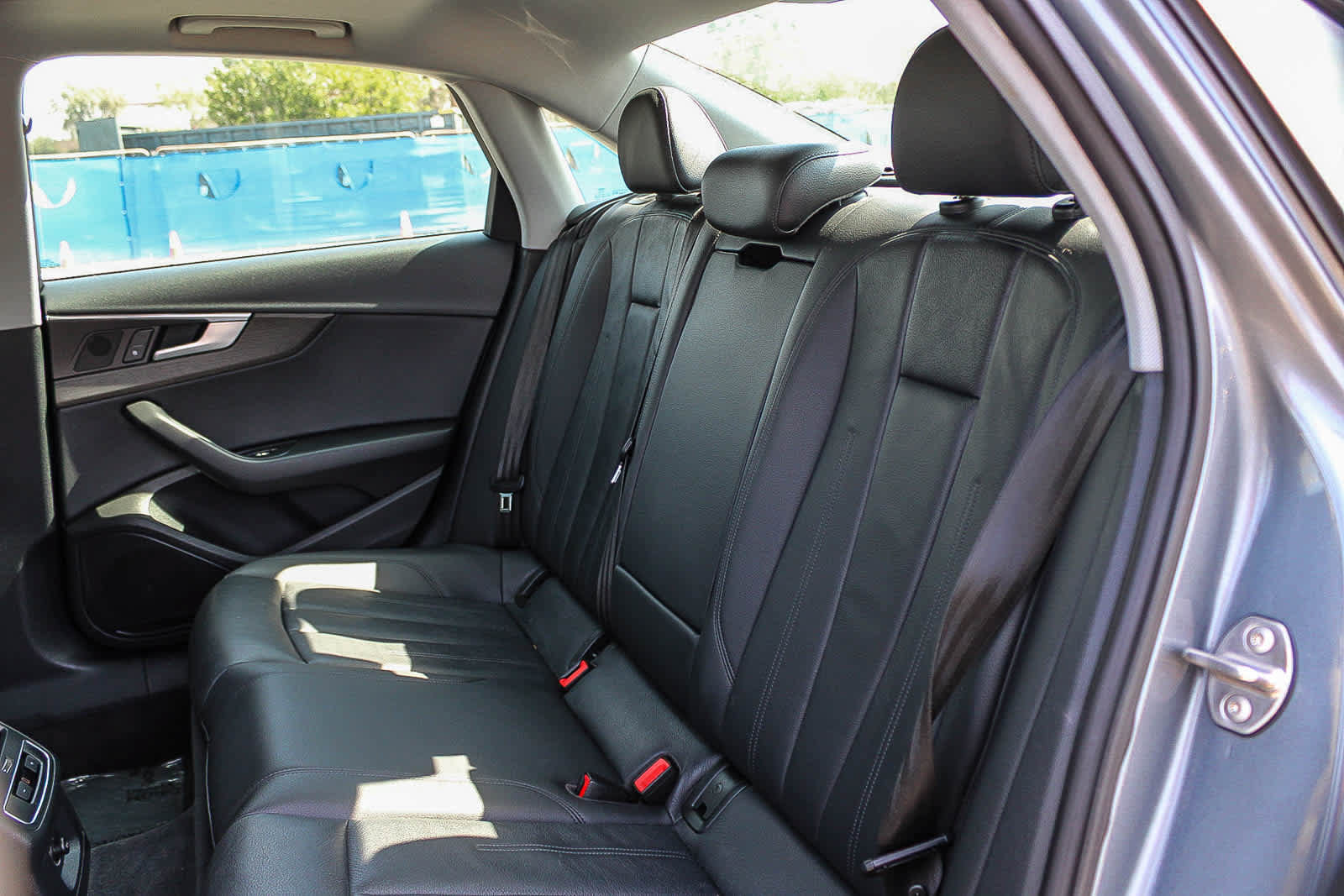 Used 2019 Audi A4 2.0T Premium FWD image 16