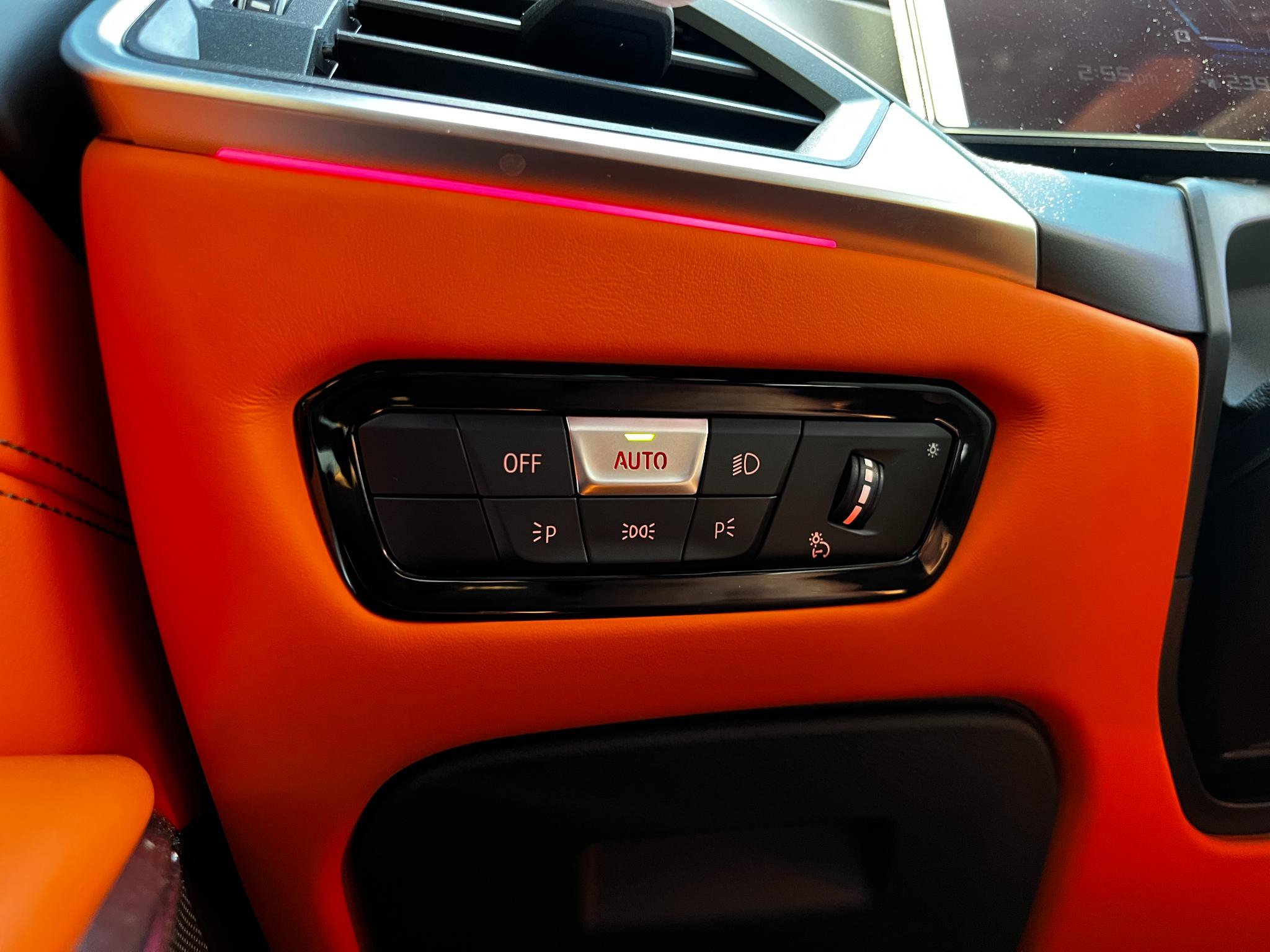 Used 2024 BMW M3 Competition w/ M Carbon Exterior Package image 30