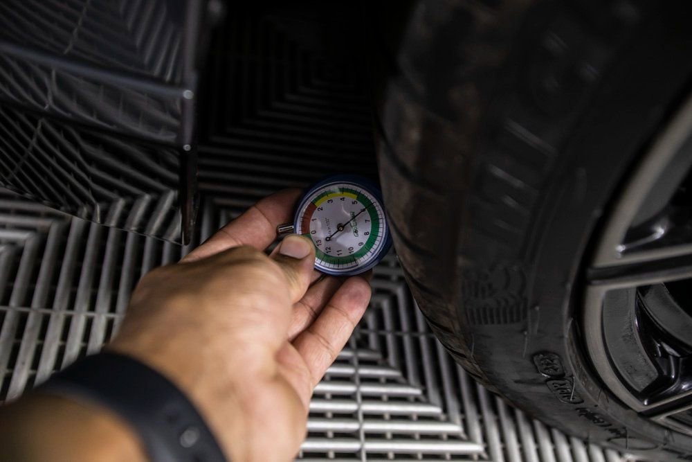 Used 2023 BMW M3 w/ M Carbon Exterior Package image 46