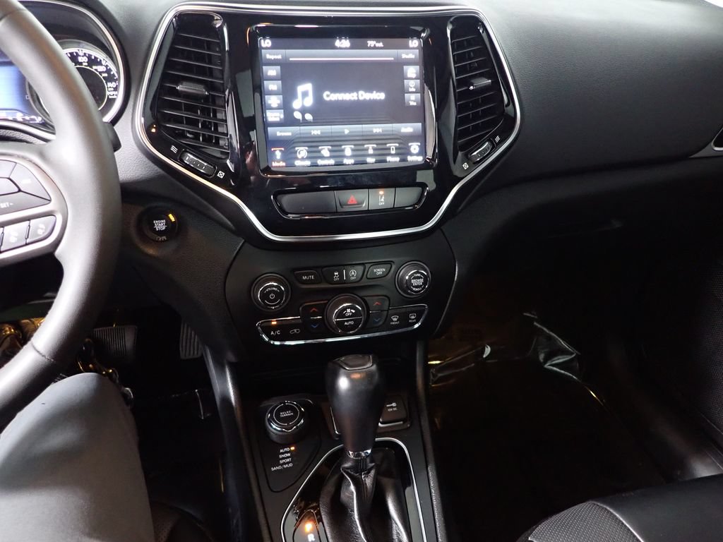 Used 2022 Jeep Cherokee Limited w/ Elite Package AWD/4WD image 31