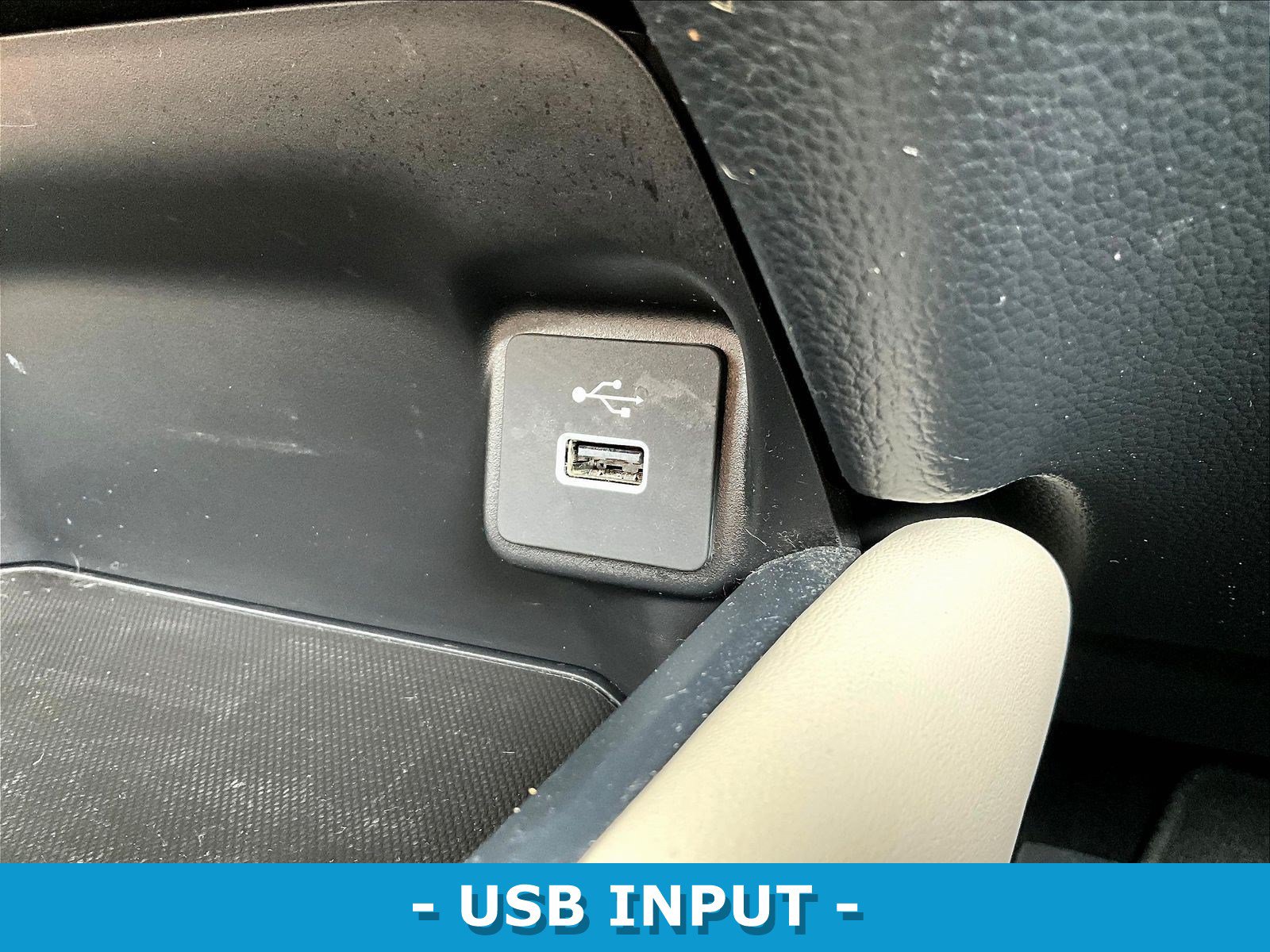 Certified 2024 Honda HR-V LX image 16