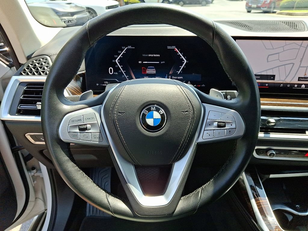 Used 2026 BMW X7 xDrive40i AWD/4WD image 22