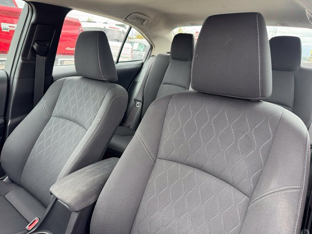 Used 2023 Toyota Corolla LE FWD image 10