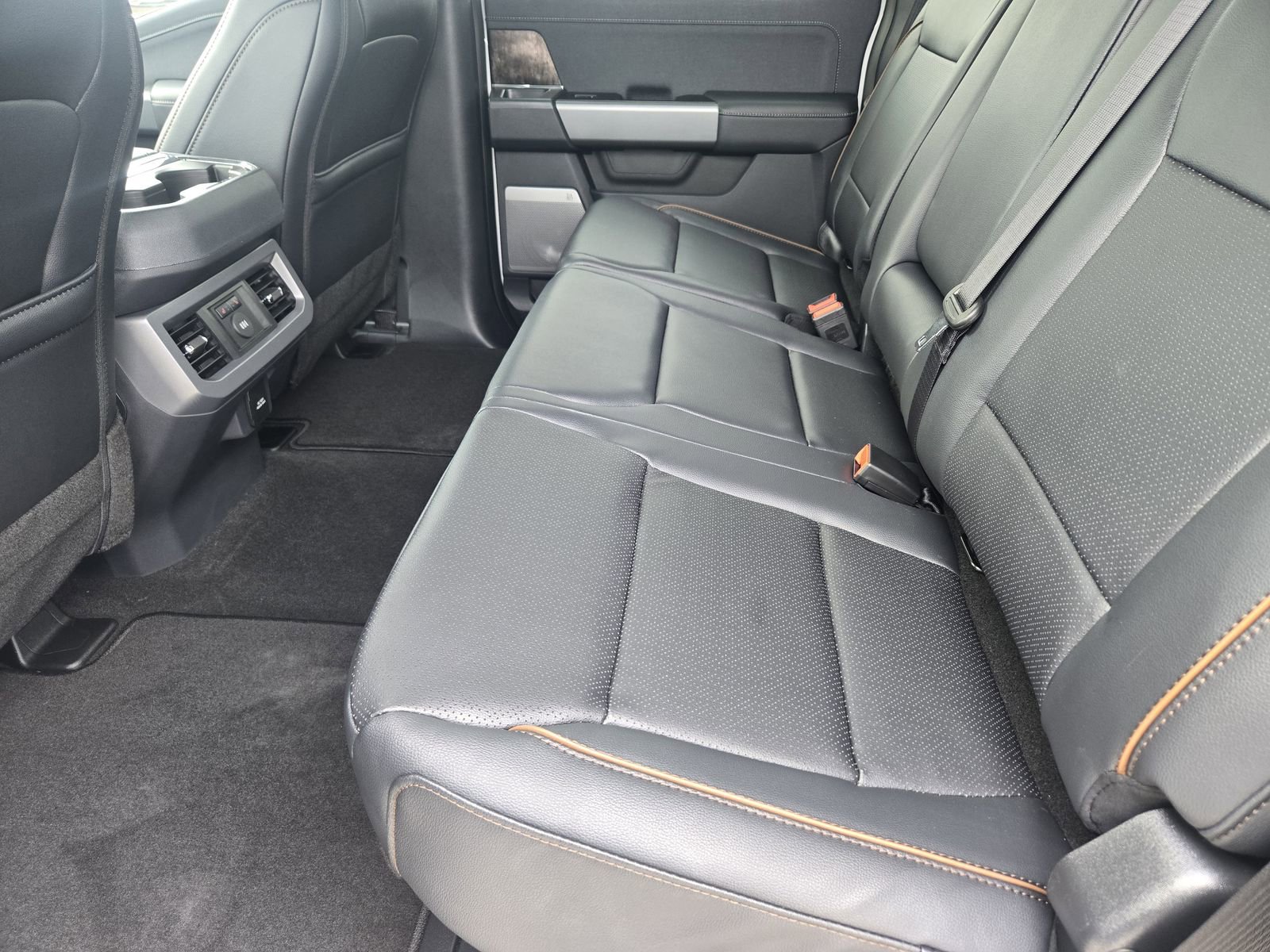 New 2026 Ford F250 Lariat RWD image 25