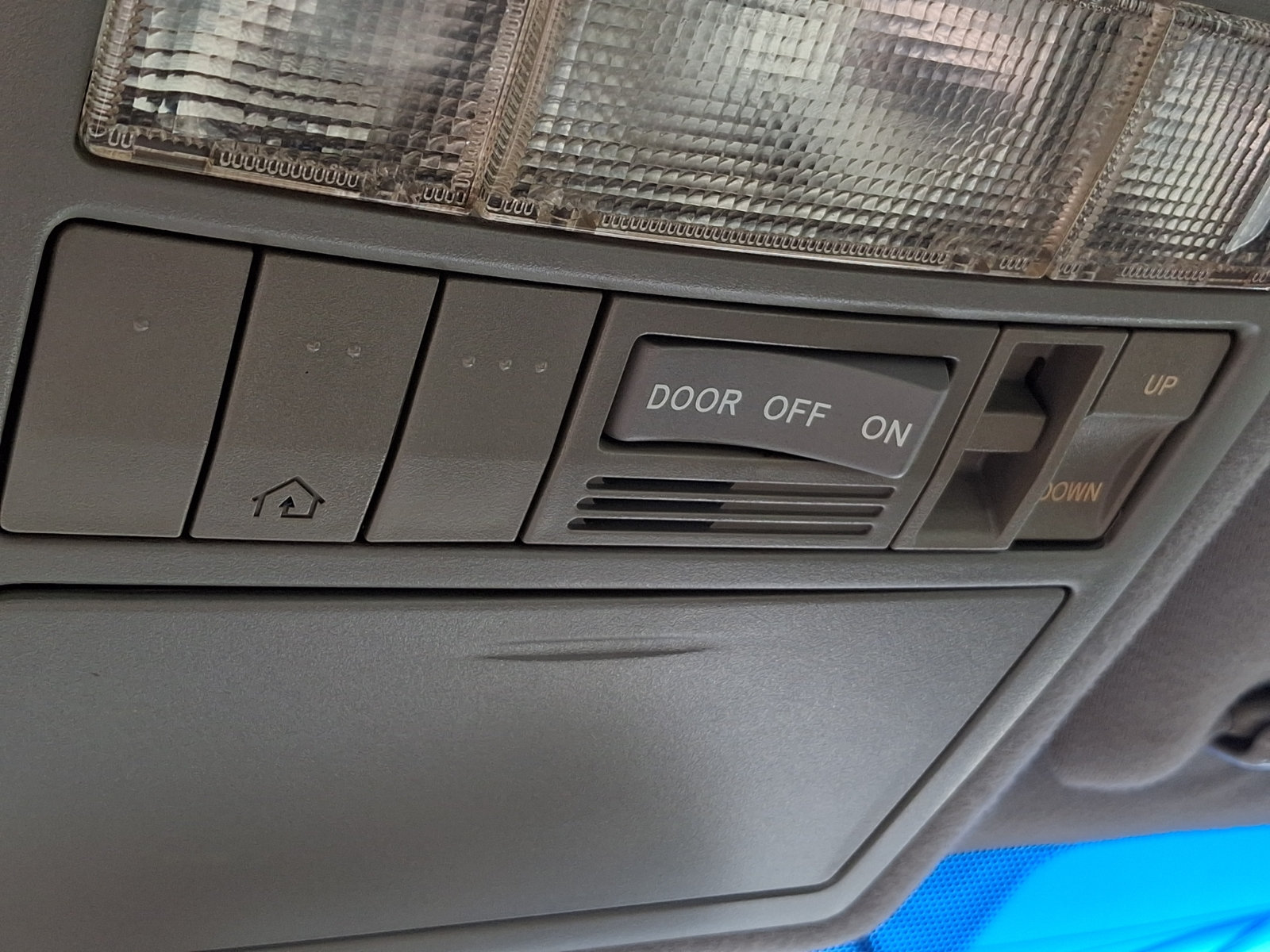 Used 2009 Toyota Camry XLE FWD image 25
