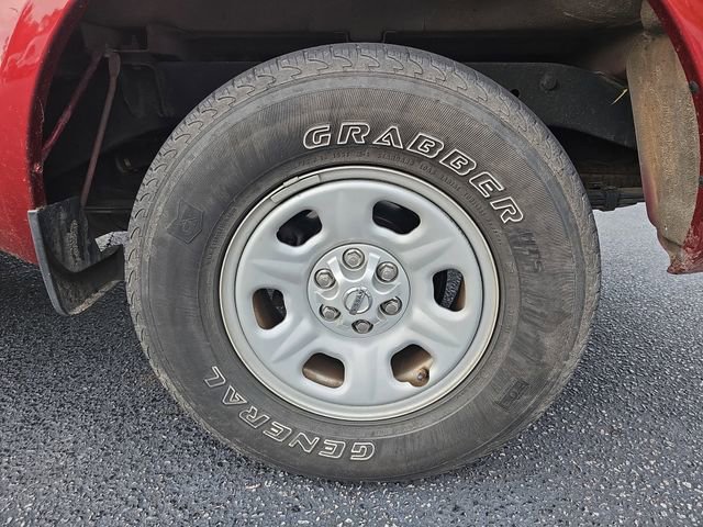 Used 2016 Nissan Frontier S RWD image 9