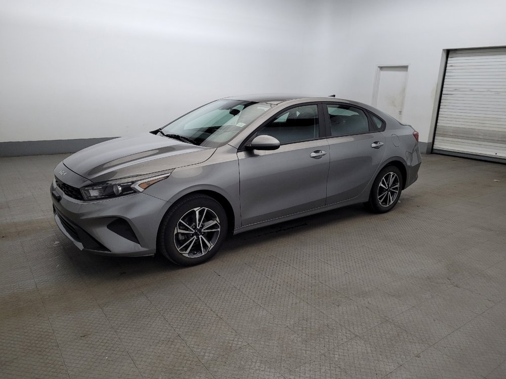 Used 2023 Kia Forte LXS FWD image 2
