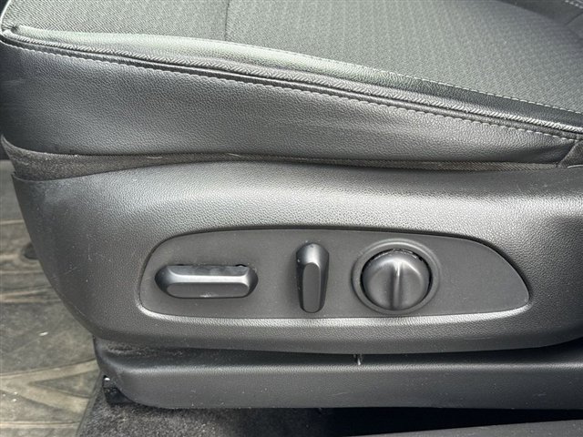 Used 2021 Buick Encore GX Select image 35