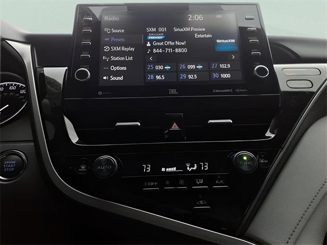 Used 2022 Toyota Camry XLE image 18