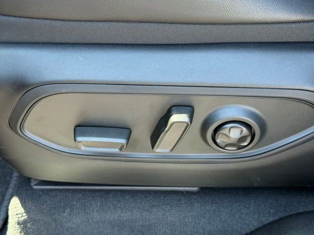 New 2025 Jeep Grand Cherokee L Limited image 16