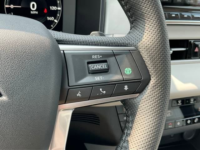 New 2025 Mitsubishi Outlander SEL image 14