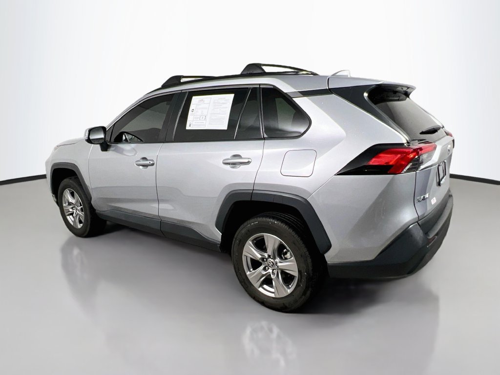 Used 2023 Toyota RAV4 XLE w/ Convenience Package FWD image 5