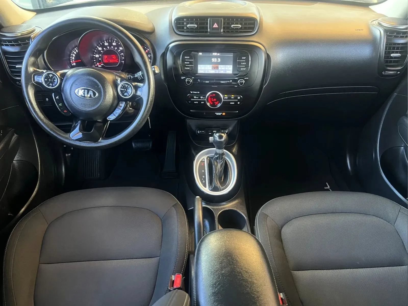 Used 2017 Kia Soul + FWD image 9