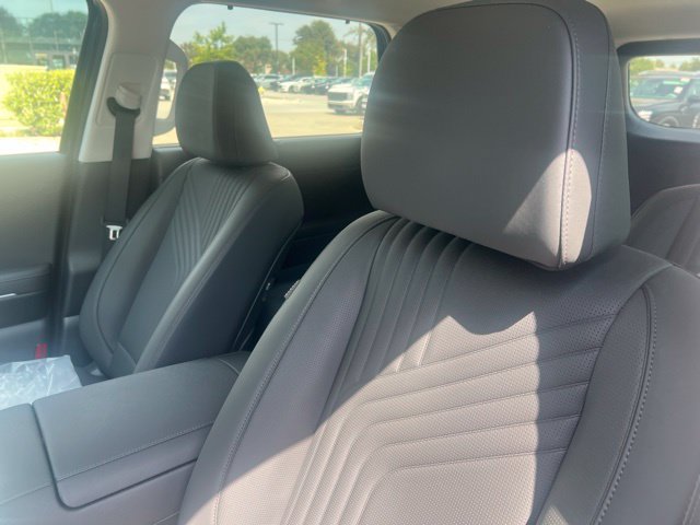 Used 2027 Hyundai Palisade SEL Premium FWD image 8