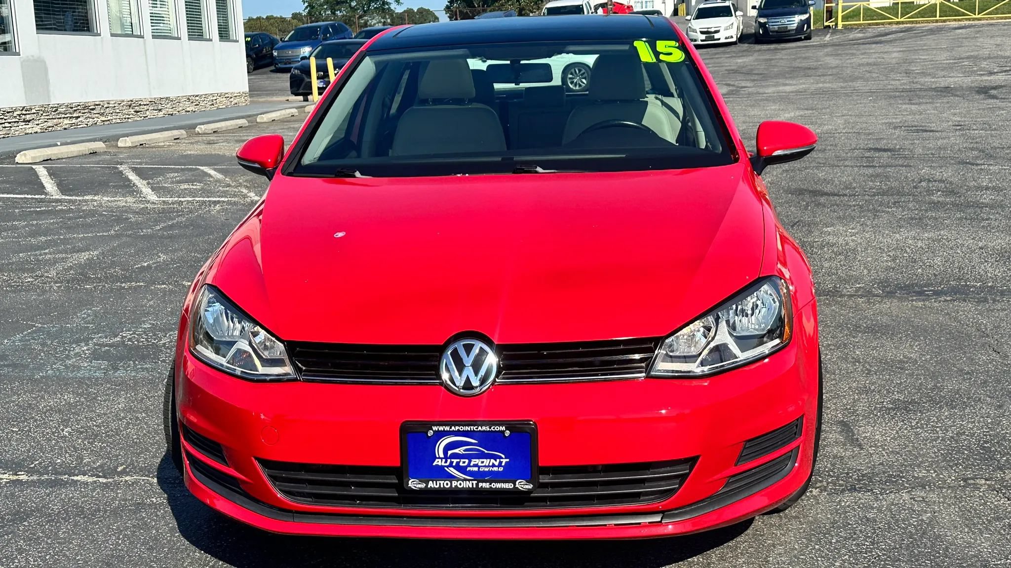 Used 2015 Volkswagen Golf S FWD image 2