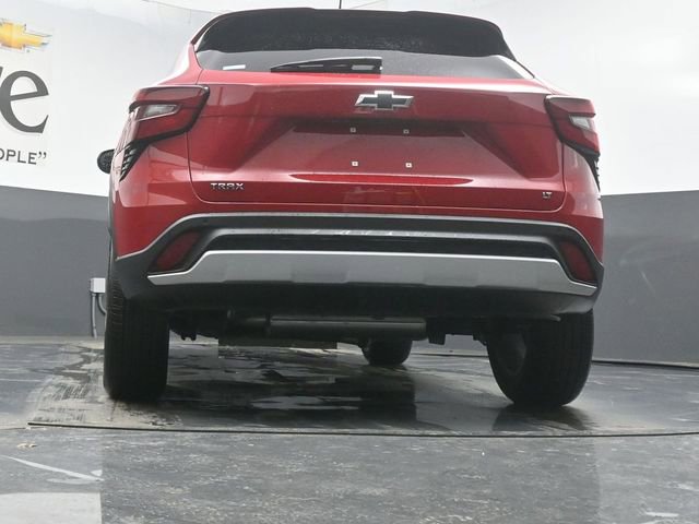New 2026 Chevrolet Trax LT w/ Driver Confidence Package image 32