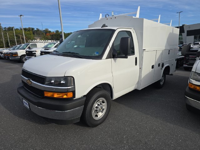 New 2026 Chevrolet Express 3500 w/ Power Convenience Package RWD image 2