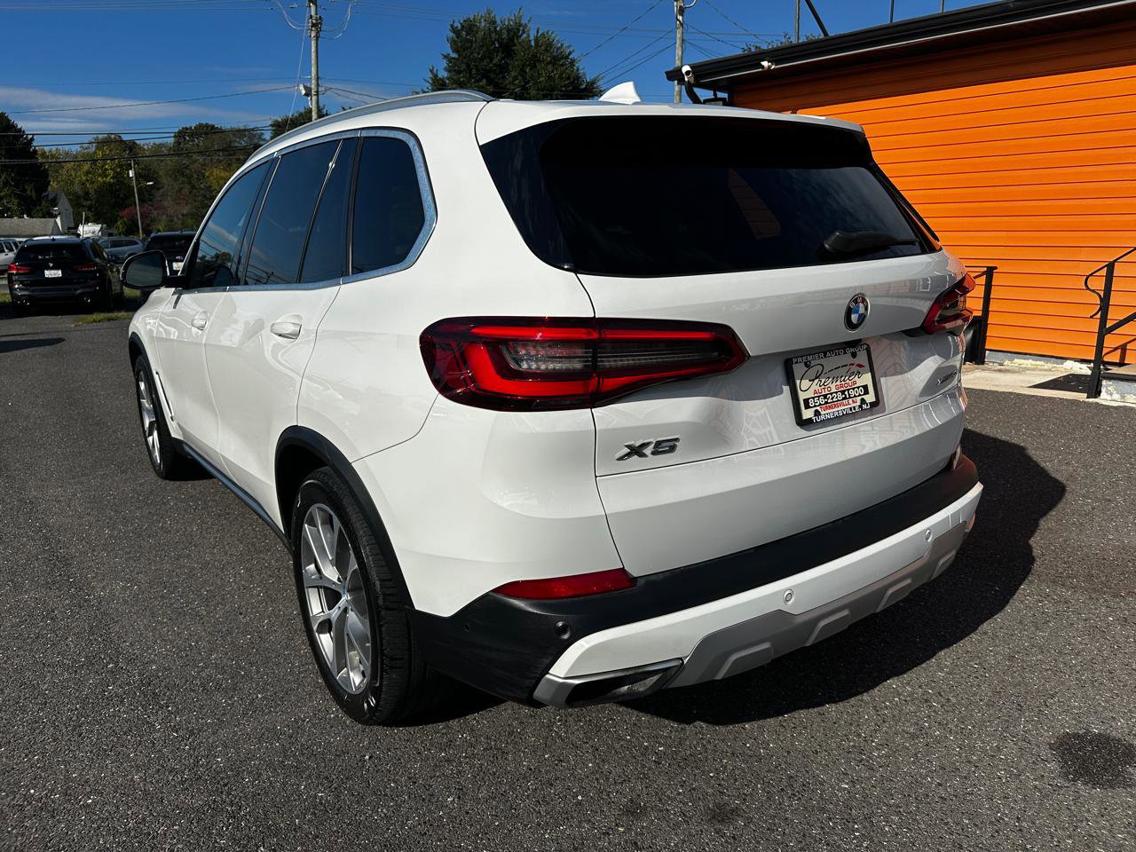 Used 2019 BMW X5 xDrive40i w/ Premium Package 2 AWD/4WD image 6