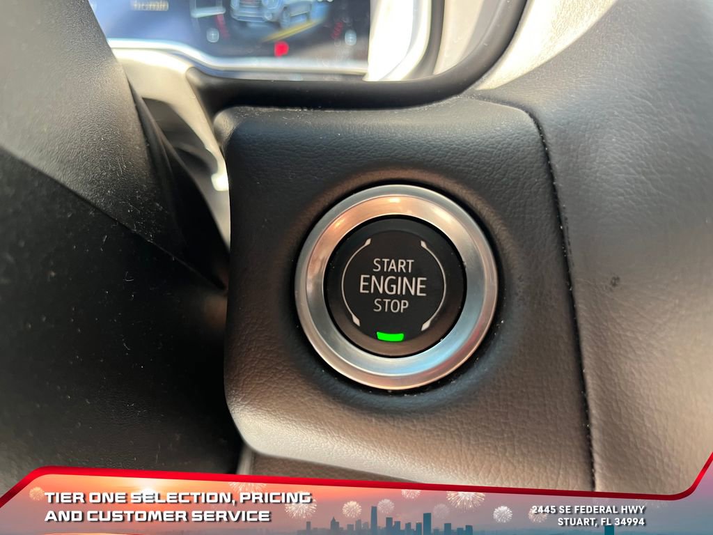 Used 2024 GMC Yukon AT4 image 30