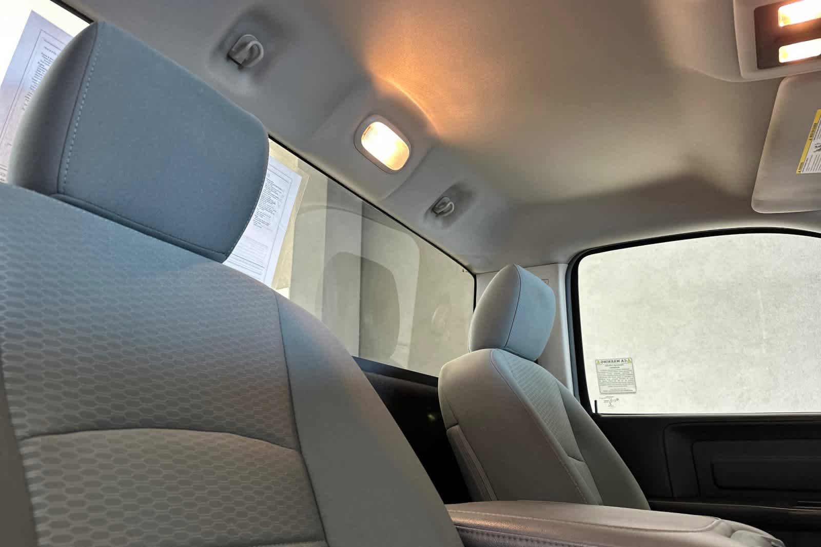 Used 2015 RAM 1500 Express RWD image 14