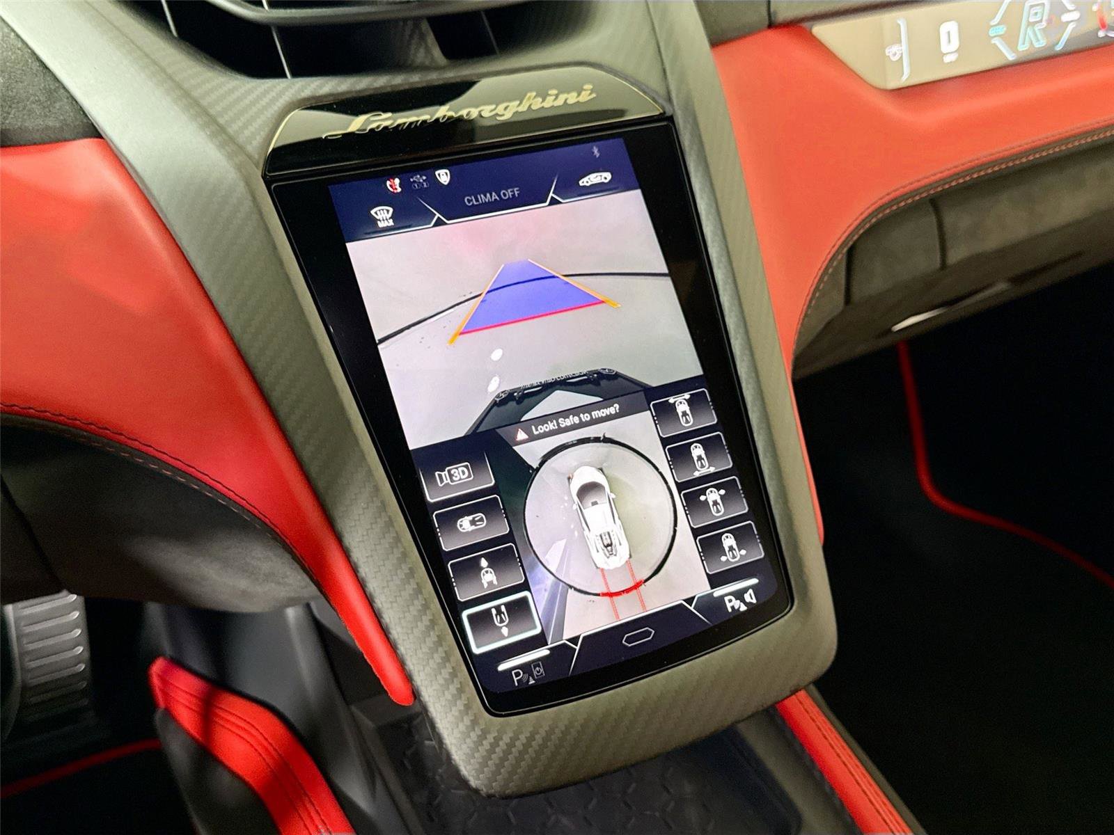 Used 2025 Lamborghini Revuelto image 20