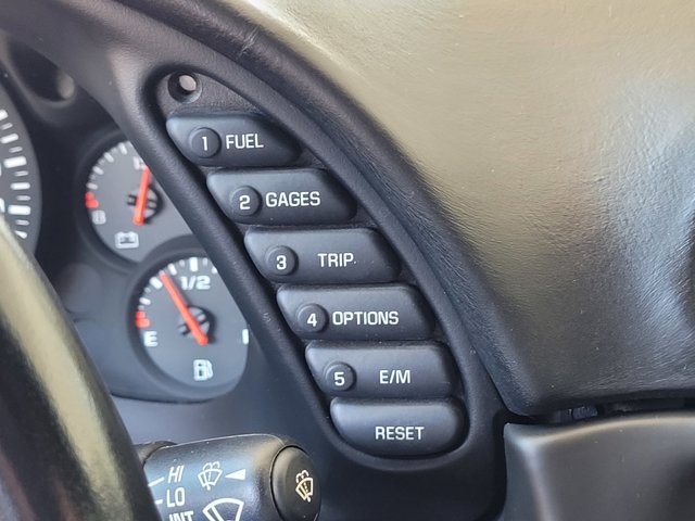 Used 2002 Chevrolet Corvette Convertible w/ Preferred Equipment Group2 RWD image 11