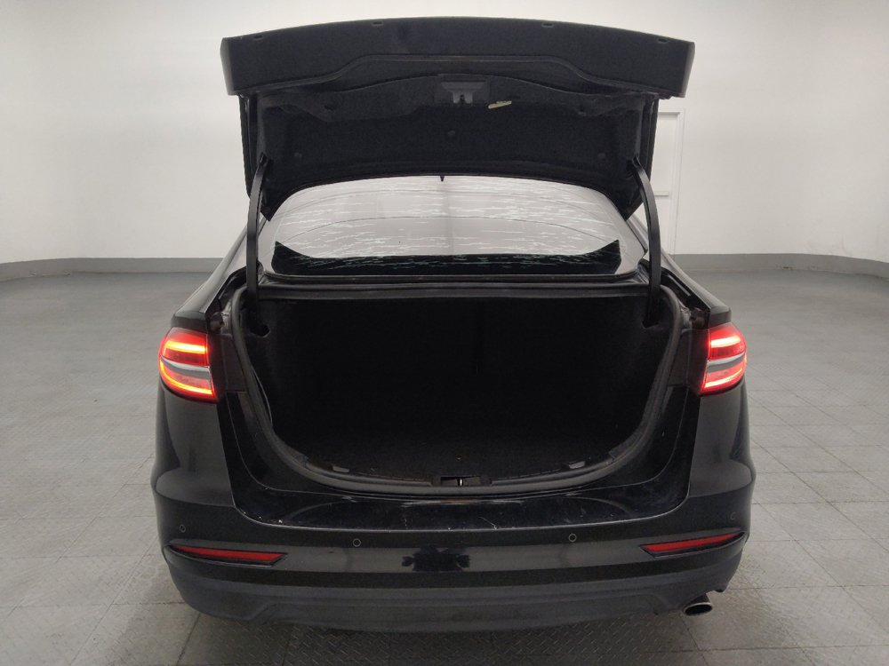 Used 2019 Ford Fusion SE FWD image 29