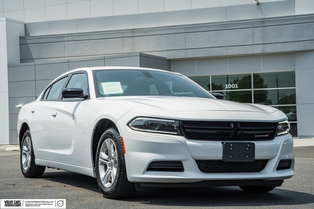 Used 2023 Dodge Charger SXT w/ Cold Weather Package RWD image 1