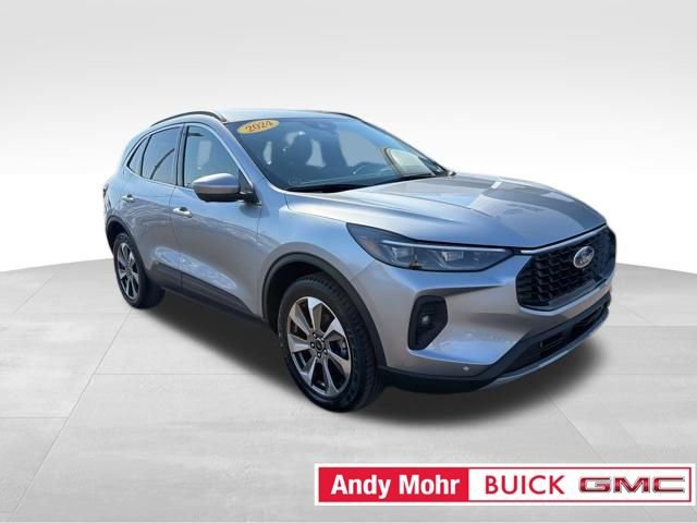 Used 2024 Ford Escape Platinum image 15