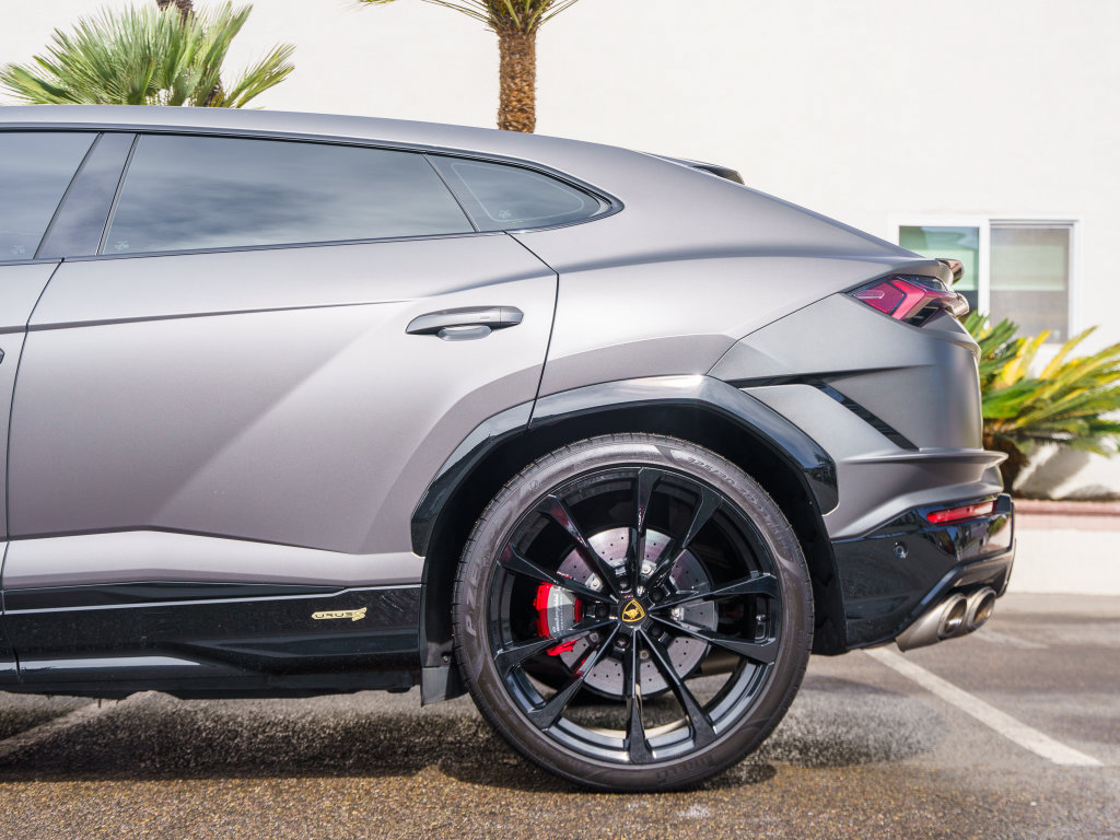 Used 2023 Lamborghini Urus S AWD/4WD image 37