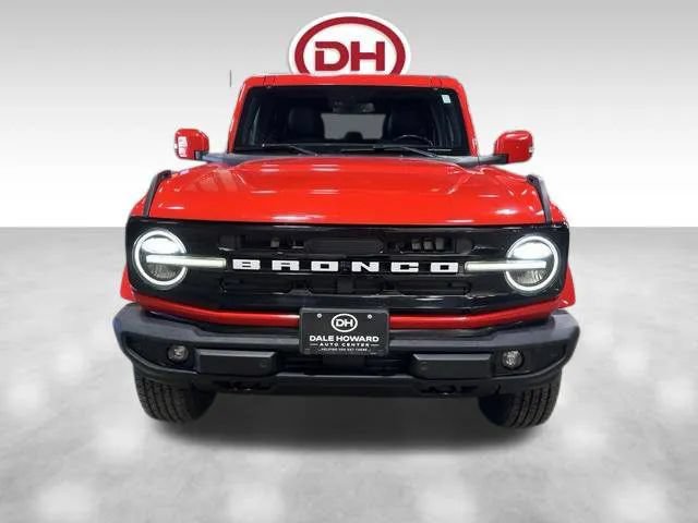 Used 2022 Ford Bronco Outer Banks AWD/4WD image 6