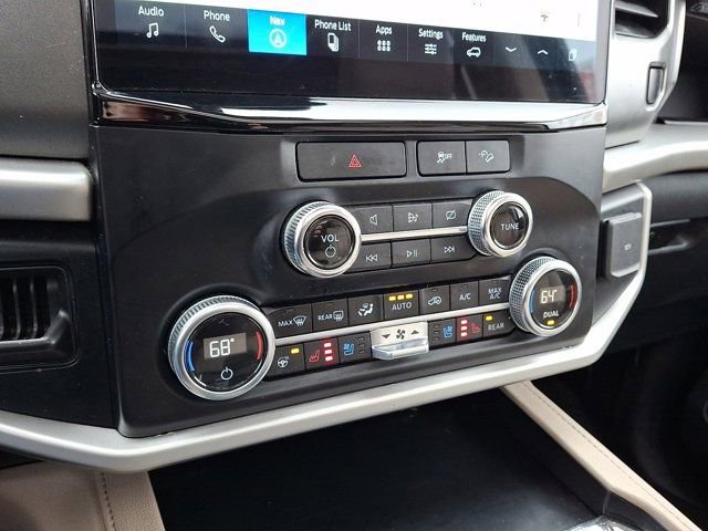 Used 2023 Ford Expedition XLT image 22