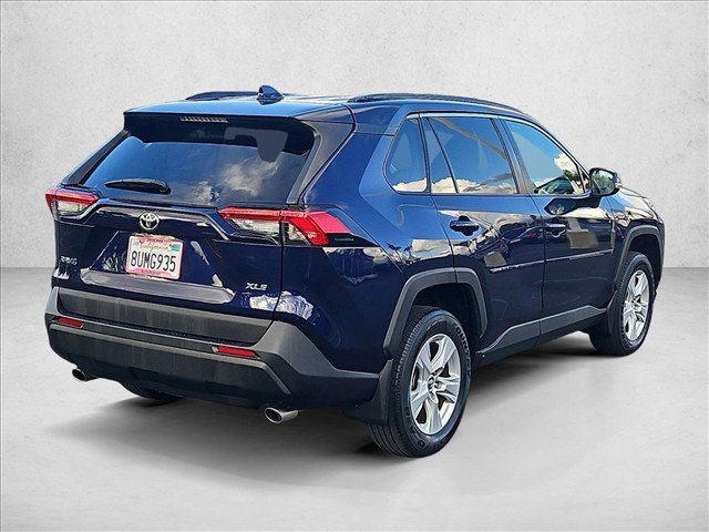 Certified 2021 Toyota RAV4 XLE FWD image 5